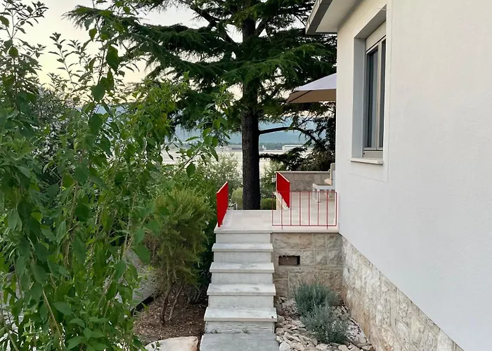 Вилла Cedrus House - New Prestige Трогир