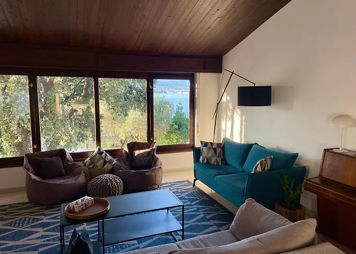 Cedrus House - New Prestige Вилла *
